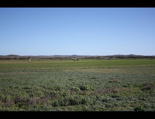 4,642HA FARM FOR SALE IN LEEU GAMKA